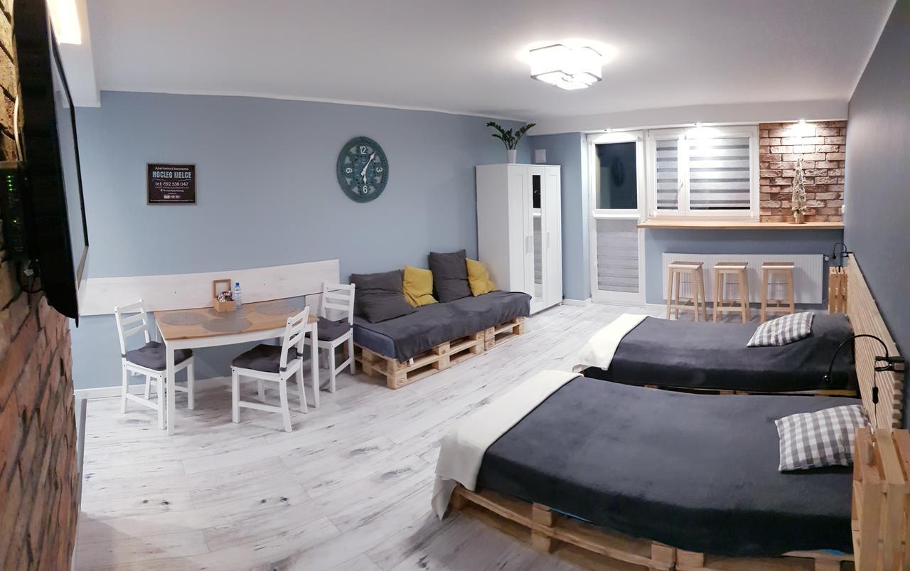 Apartament Panorama 凯尔采 外观 照片